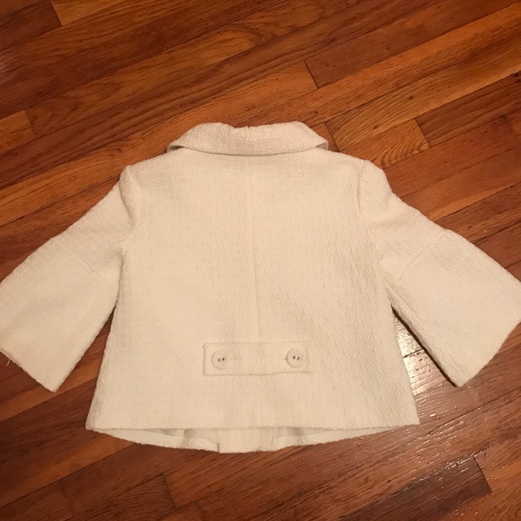 Girl’s jacket 🧥! 💕 - Picture 2 of 3